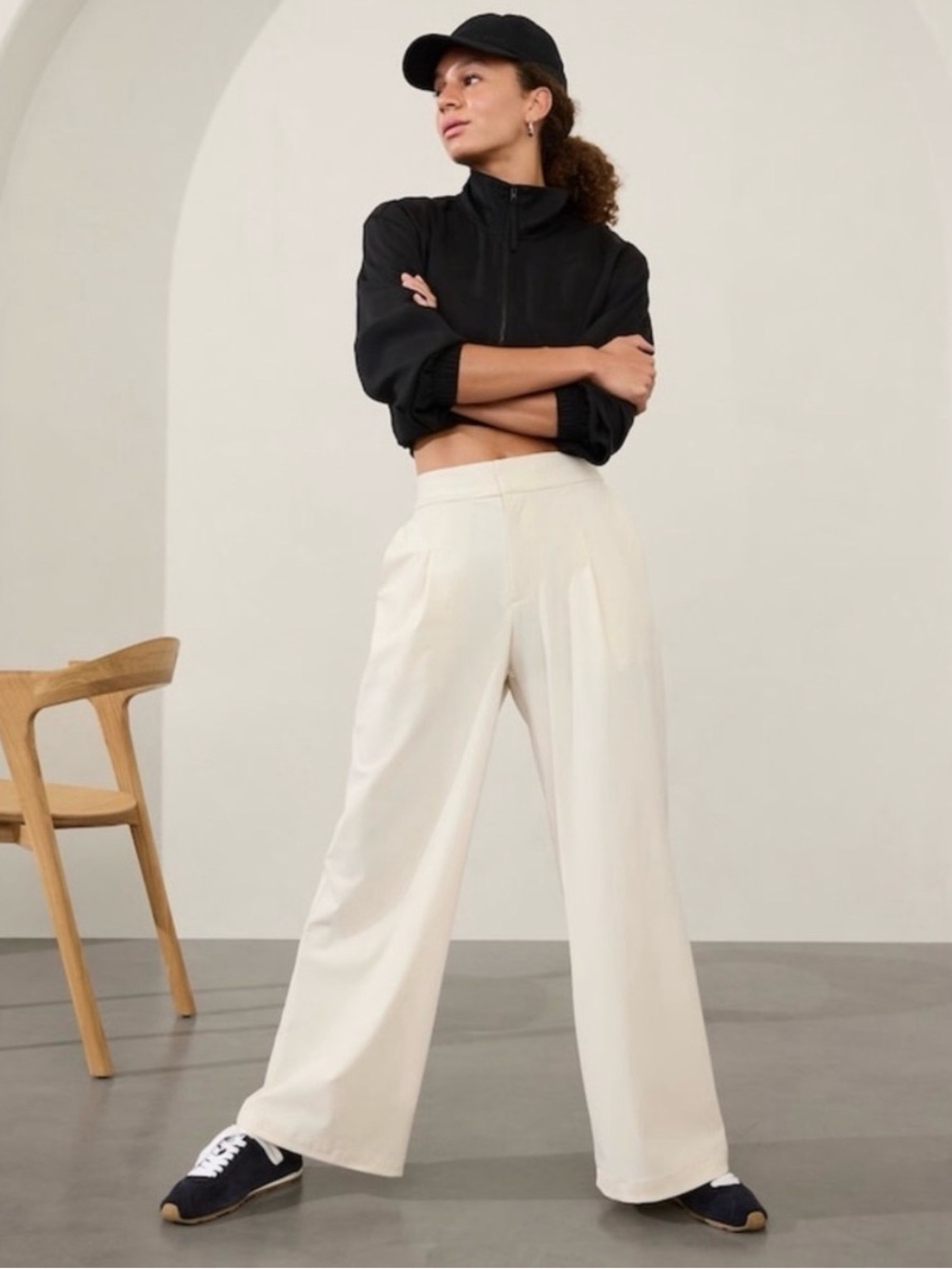 Athleta Pinnacle Trouser. Bone Color . Size 2. New with tags
